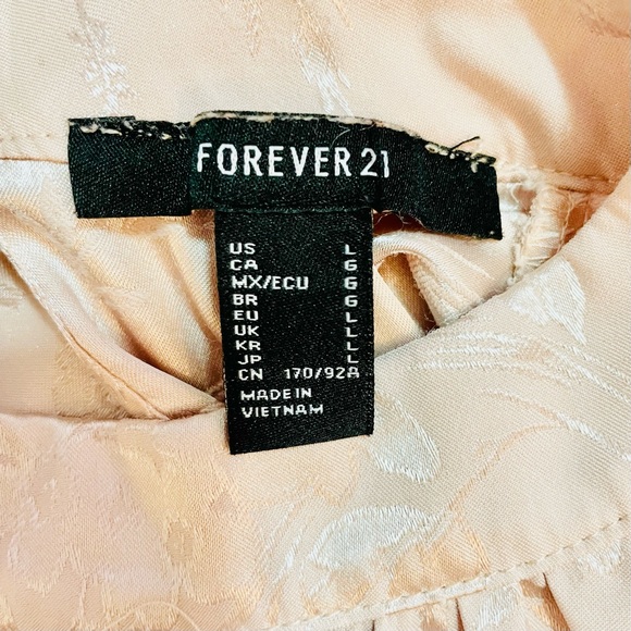 Floral Satin Peplum Blouse - Picture 5 of 8